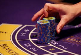 9 bd responsive betting page with phone-friendly buttons and cards
